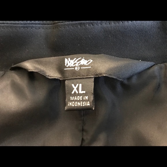 Women’s black mossimo blazer - Picture 4 of 5